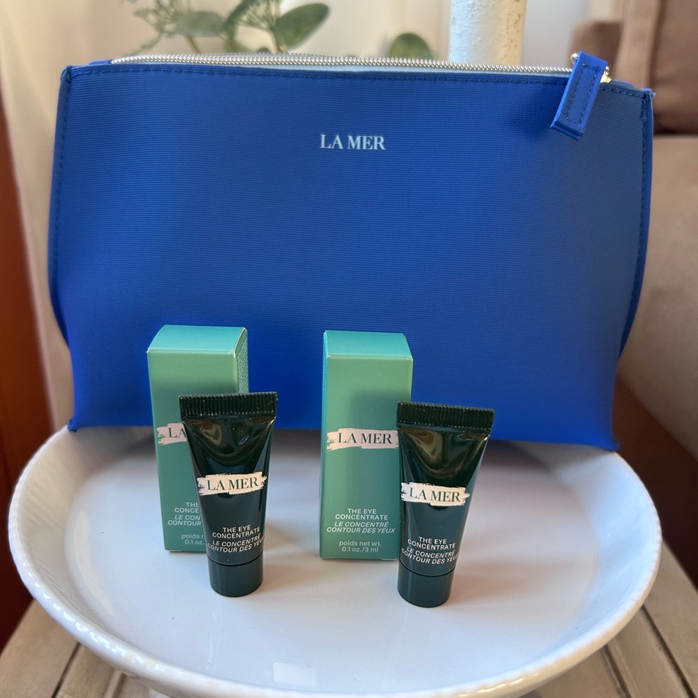 Two La Mer The Eye Concentrate and La Mer Blue Cosmetic Bag Luxury Skincare NEW